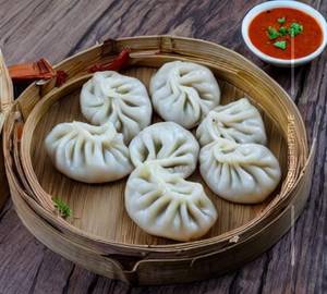 Chicken Schezwan momos