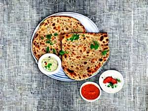 Chicken Kheema Paratha
