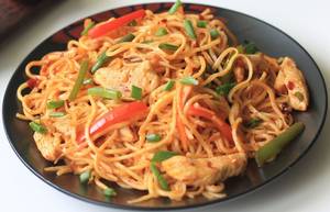 Schezwan Chicken Noodles