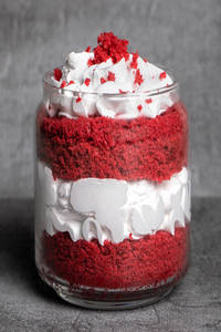 Red Velvet Cake Jar Eggless