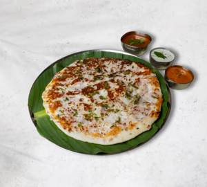 Veg Uttapam  - Sambar - Nariyal Chutney