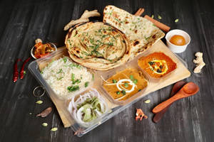 Thali "apni Khud Banaen" "make YOUR Own" Special Veg Thali