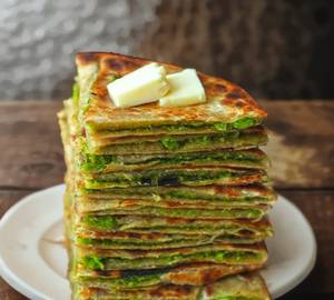Matar Paratha