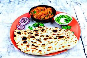 Chicken Keema Naan