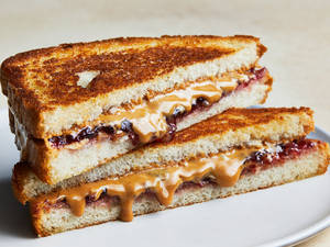 Nutty Carnival [Banana Peanut Butter & Jam Sandwich]
