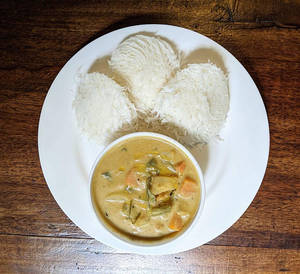 Noolputtu + Mix Veg Curry ( Kutu)