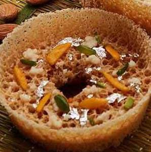 Mini Ghewar With  Dryfruits 1pc