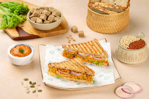 High Protein - Tempeh Keema Classic Sandwich