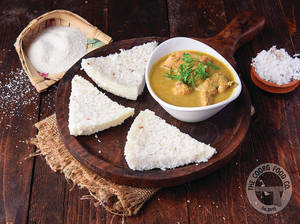 Paputtu + Koli Curry (chicken)