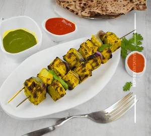 Hariyali Paneer Tikka Masala