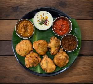 Crispy Onion Bonda (6 Pcs)