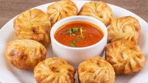 Veg Fried Cheese Momos (5 Pcs)