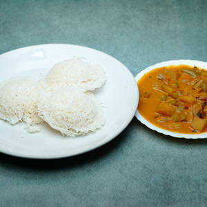 Idiyappam Veg Kuruma Combo