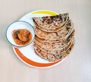 Aloo pyaaz paratha [1 piece]
