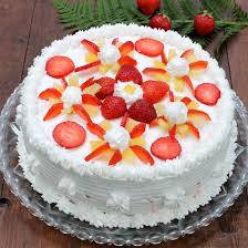 Pinneaple Strawberry Cake