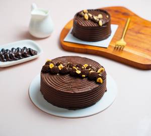 Hazelnut Crunch Cake