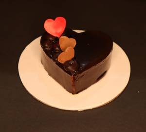 Chocolate heart bento cake