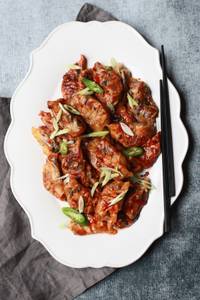 Manchurian Momos [8 Pieces]