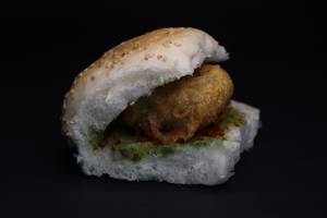 Aamchi Mumbai Vadapav