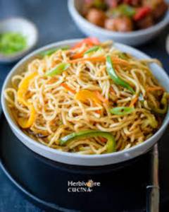 Veg Hakka Noodles