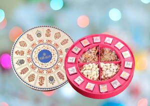 Luxury Round 4p. 14pc Bites Box
