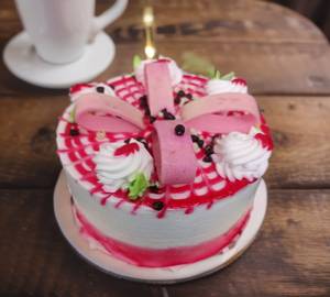 Strawberry cake