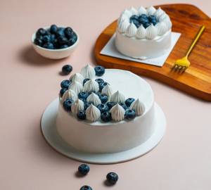 Mix Berry Cream Cake