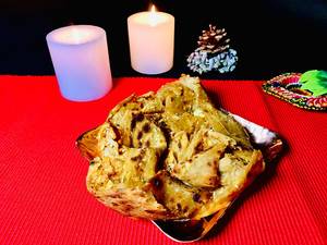 Aloo Chur Chur Paratha (1 Pc - Whole Wheat)