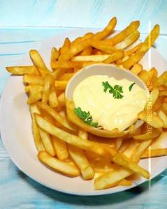 Cheesy Salted Fries