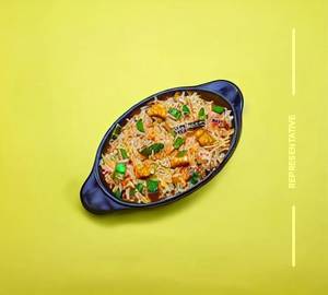 Paneer chilli garlic fried rice