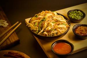Egg Hakka Noodles