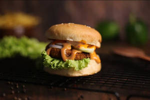 Crunchy Paneer Burger