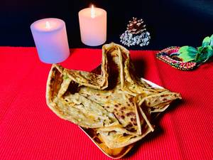 Aloo Pyaaz Chur Chur Paratha (1 Pc - Whole Wheat)
