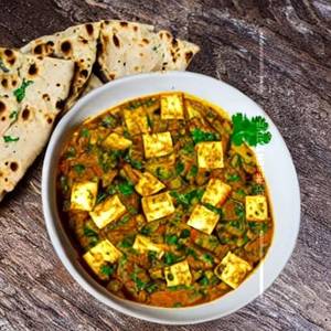 Matar Paneer