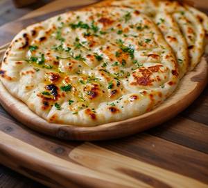 Cheese garlic naan
