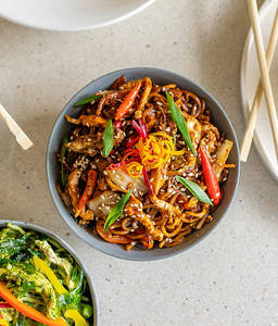 Chicken Sesame Garlic Noodles