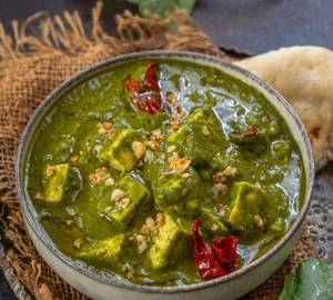 Palak paneer