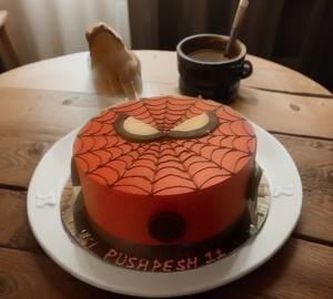 Spiderman Cake 1 Kg