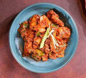 Tawa Soya Chaap (Spicy)