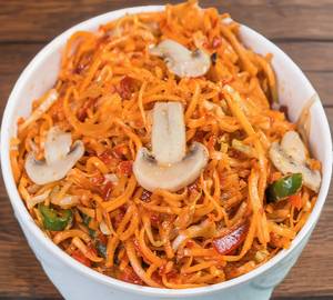 Schezwan Mushroom Noodles  