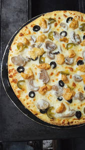 Pizza The Chicken Creamy Alfredo