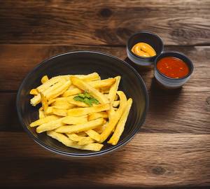 Classic salted fries