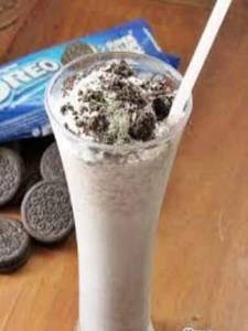 Oreo Milk Shake