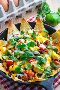 Egg Fajita Nachos Bowl