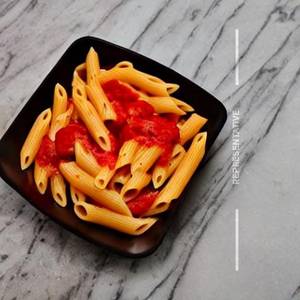 Penne arribita red