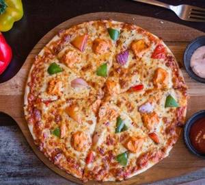 Paneer overloaded pizza