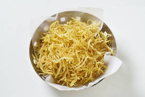 Jhur Jhure Aloo Bhaja