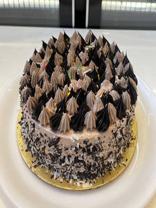 Choco Chips Cake