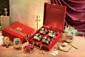 Velvet Crimson Box