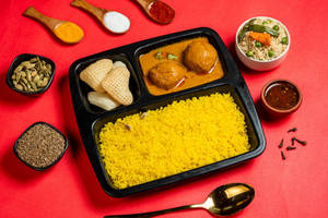 Alu Dum Pulao + Chatni Papad